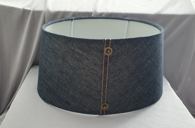 Sorpetaler Leuchten/ Lampenschirm oval Blau Jeans genietet 