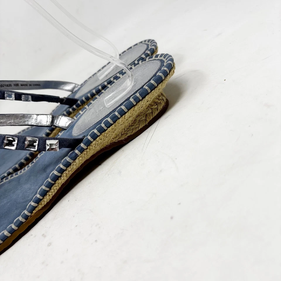 Cole Haan Sandalias Tanga Alpargata Gamuza Azul Talla 10B Tachonadas Cuña Ropa de Resort Foto 4 de 4