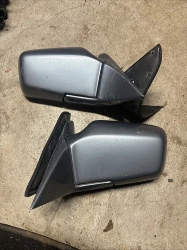 BMW E30 84-91 3-SERIES Side Mirror Set Cirus Blue