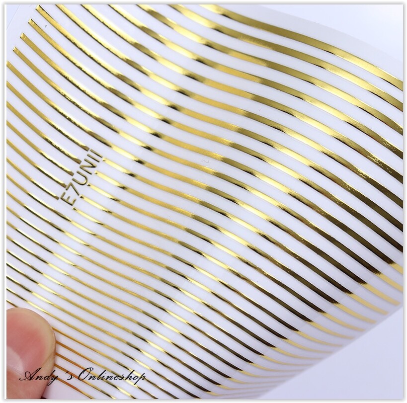 Nagelsticker-Set Gold-Schwarz-Weiß – Mit Tropenblatt, Schmetterling & Feder-Design, Selbstklebend