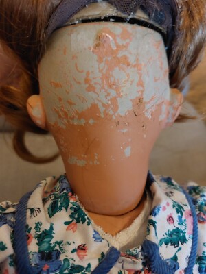 Poupée en porcelaine vintage des années 1940 - France
