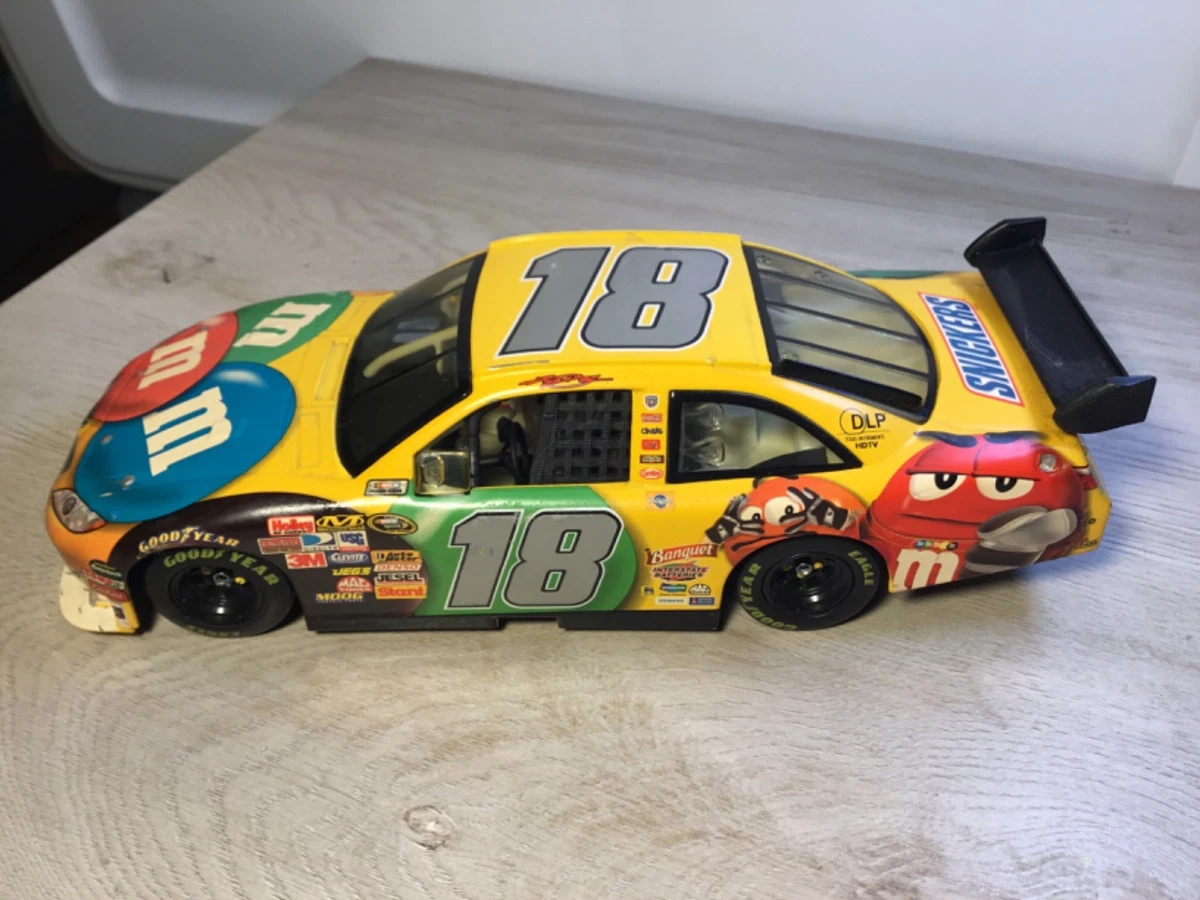 ミニカー KYLE BUSCH 2008 HOLIDAY CAR BY SAM BASS Preços baixos em Kyle Busch NASCAR Diecast Carros de Corrida 2008