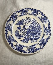 Vintage Royal China Willow Pattern Plate 6.25 inch Blue  White J52 Underglaze