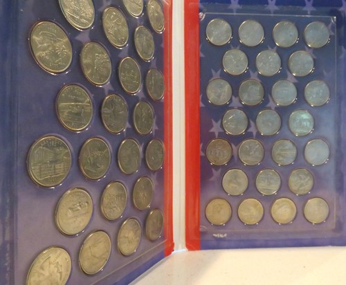 1999-2008 - Complete 50 State Quarters Set In Display Holder with Book - Picture 7 of 9