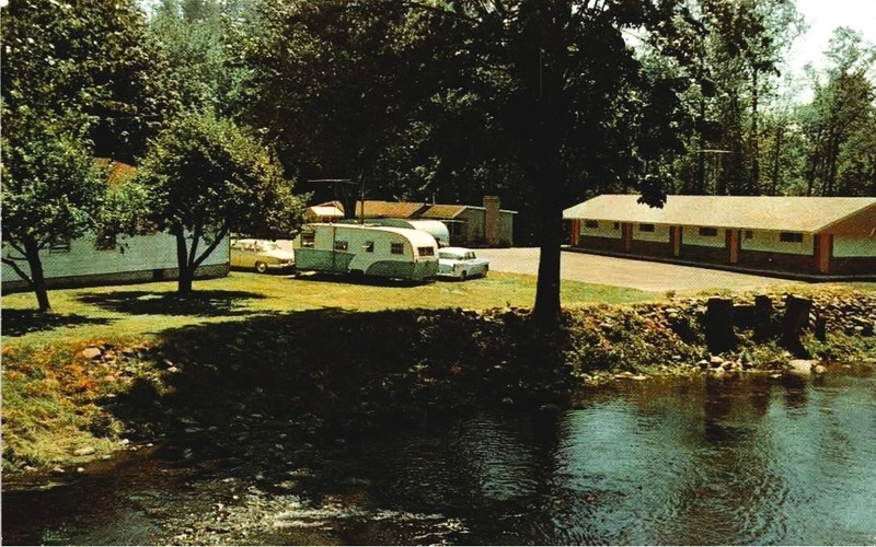 Monroe, Washington - Stat ay the Monroe Motel on Woods Creek - 1950s