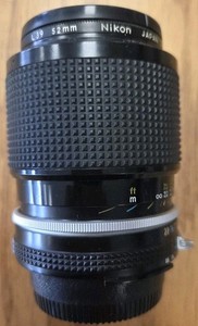 Nikon Nikkor 43-86mm f3.5 zoom lens, Nikon AI mount, caps
