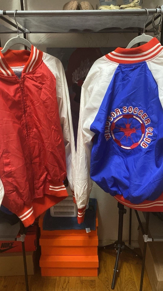 Jaqueta Bomber Two Windsor Tamanho Médio - Imagem 3 de 3