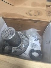 Automatic Locking Hubs Off A 1988 Ford Ranger