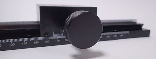EDMUND OPTICS ONE KNOB STAGE & 250mm LONG TRAVEL RACK & PINION COMBINATION NEW! - Picture 2 of 5