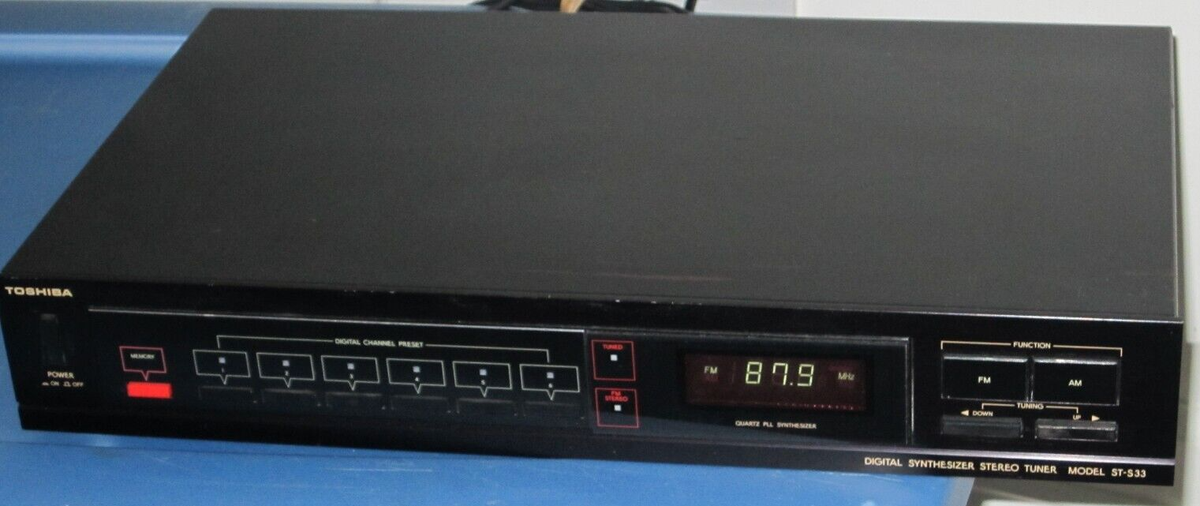 Vintage Toshiba Digital Synthesizer Stereo Tuner ST-S33 - Tested