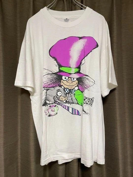 Vintage 90's Alice in Wonderland Mad Hatter Andazia T Shirt L Good condition