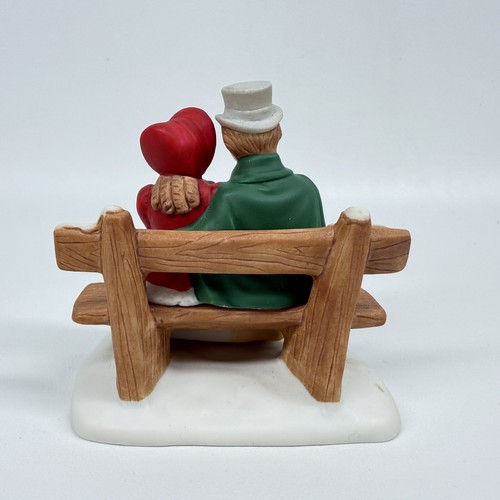 1991 Lefton Colonial Village Mr. Mrs. Anderson The Park Bench Lovebirds #00221 - Picture 3 of 8