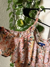 APT. 9 Blouse off the shoulder XL