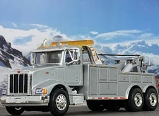 1/64 SPECCAST SILVER 385 PETERBILT WRECKER TOW TRUCK