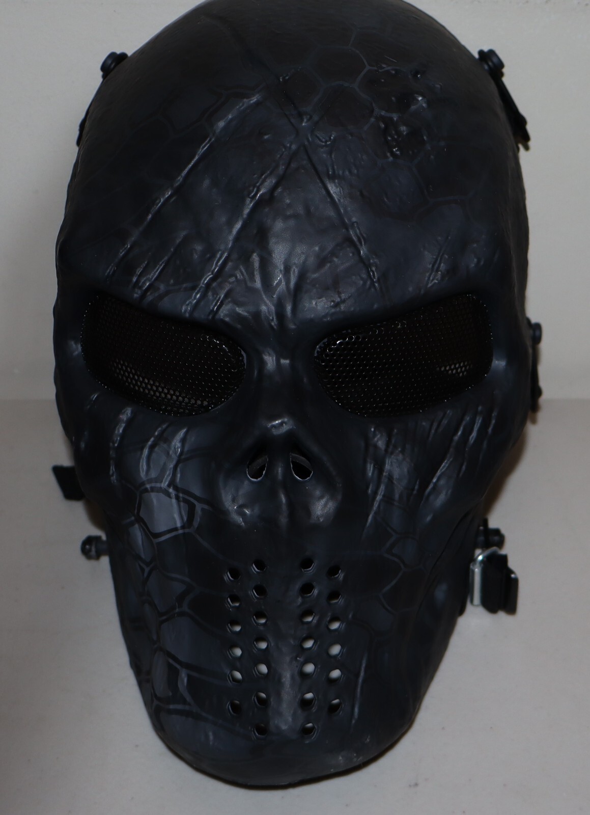 Outdoor Master Skull Airsoft Paintball BB Gun Full Face Mask