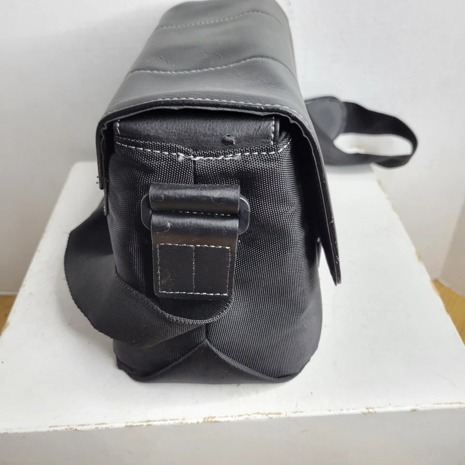 Bolsa de accesorios para cámara sin espejo Samsung serie NX - negra Foto 3 de 4