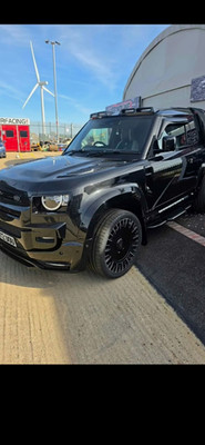 Land Rover Defender 90