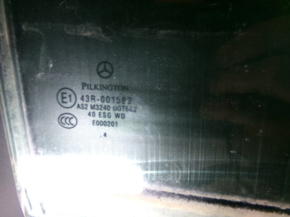 Rear Right Door Window Glass 43R-001582 01-07 Mercedes Benz W203 C230 C240 C320 - Image 3 of 4