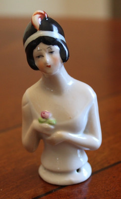 VINTAGE GERMAN PORCELAIN HALF DOLL FLAPPER BLACK HAIR LADY FEATHER HEADBAND