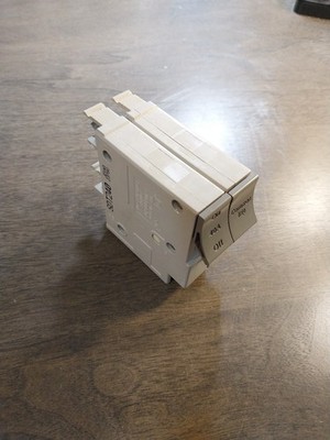 SQUARE D TRILLIANT 40 AMP SDT240 DOUBLE POLE CIRCUIT BREAKER TESTED