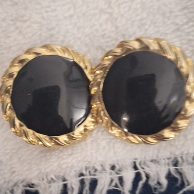 Gold Black Round Shape Stud Earrings Metal Fashion Costumes Theme Lobe Jewelry