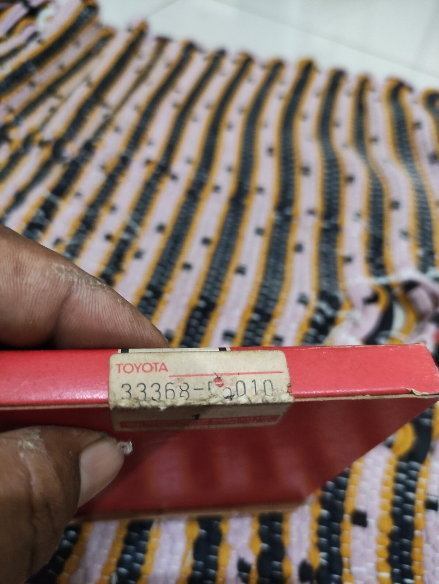 TOYOTA Genuine Land Cruiser Gearbox Synchroniser Ring 33368-55010