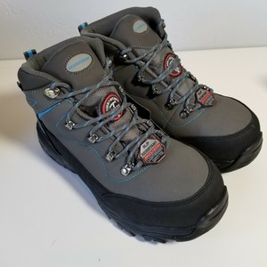 skechers hiking boots wide width