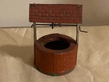 Vintage Lead Toy Well Johillco Britains ao-26
