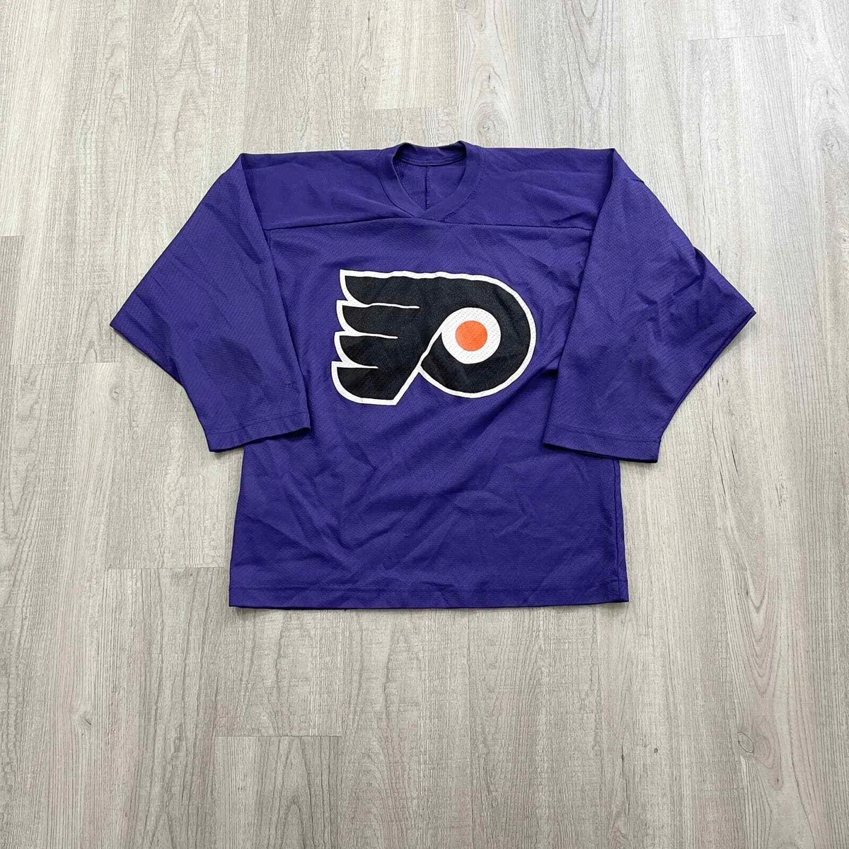 Flyers Go Back To The '90s (Sort Of) With New Jerseys