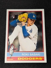 2025 Topps Heritage Roki Sasaki RC #224 - Base Rookie Card - LA Dodgers 