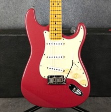 Fender Stratocaster American Standard Red Solid Body Maple Neck 1993 Hard Case