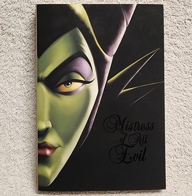 Mistress of All Evil Tale of the Dark Fairy Serena Valentino 1st Print 2018 Mint