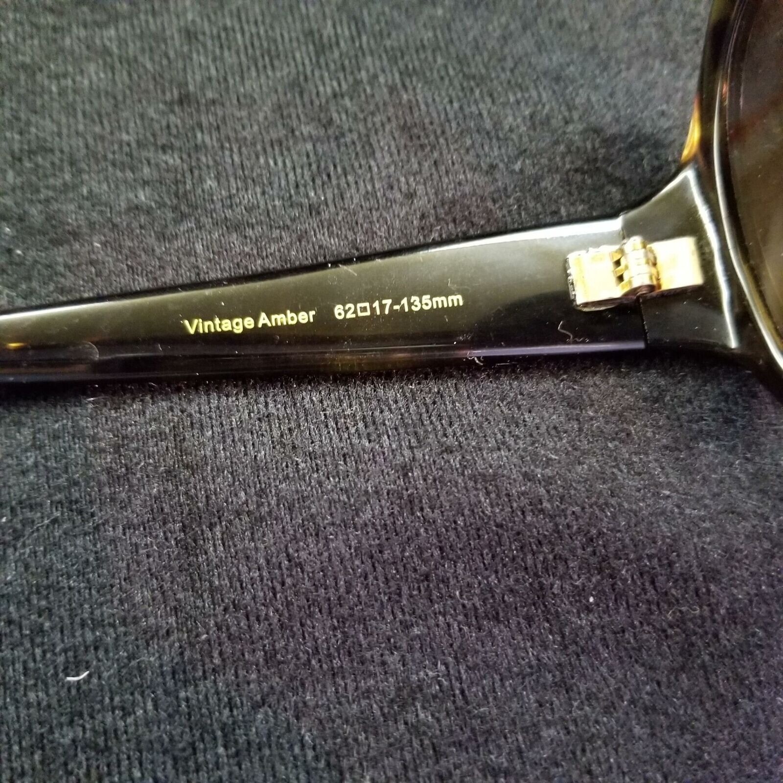 Nicole Miller Sunglasses A la Mode Black Tortoise 62 17-135mm Signature Eyewear