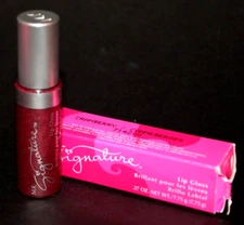 MARY KAY Lip Gloss CRANBERRY Red Shimmer Signature Full Size .27 oz. 714200 NEW