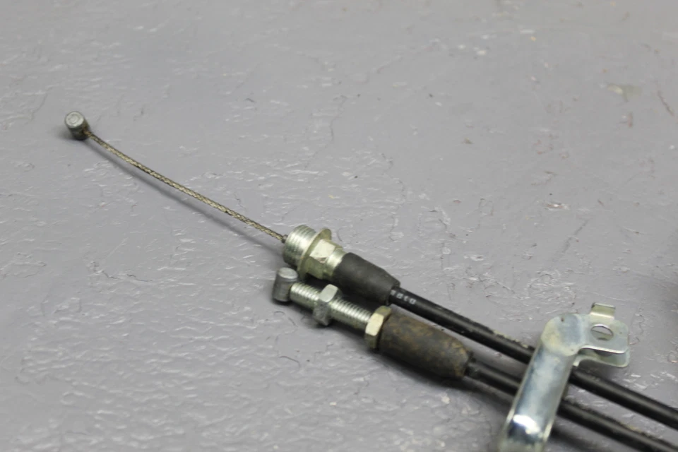 Yamaha YZ450F 2006 empuñadura del acelerador derecho 5TJ-26240-C0-00 Foto 2 de 4