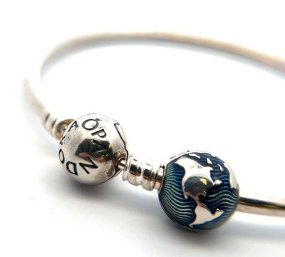 7” Pandora Bangle Bracelet w/ Blue Globe Clip Charm #799429C01 (11.6g ...