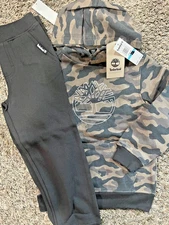 New Little boy’s Gray Camouflage Timberland 2pc set size 5 and 6