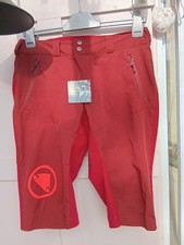 Radshorts von Endura nagelneu mit Etikett Größe S Damen