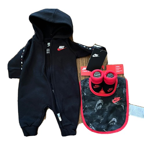 NEW NIKE Baby 3-pc GIFT SET: Jumpsuit, Bib & Booties 0-6 Months. Black. UNISEX. - Picture 7 of 12