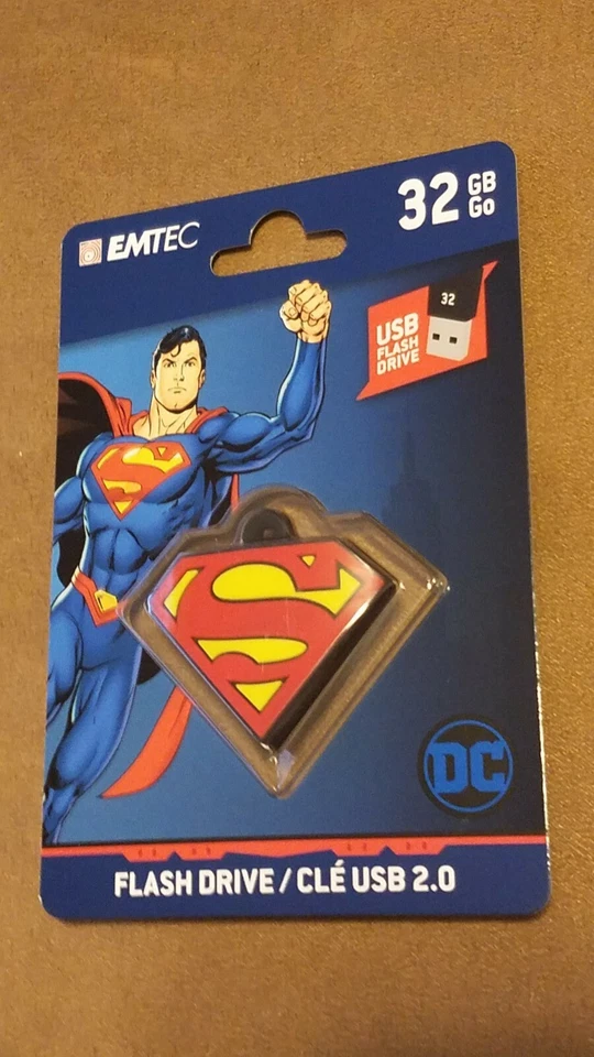 3x 32GB USB 2.0 Flash Drive DC Comics Trinity Wonder Woman Batman Superman  - Image 4 of 4