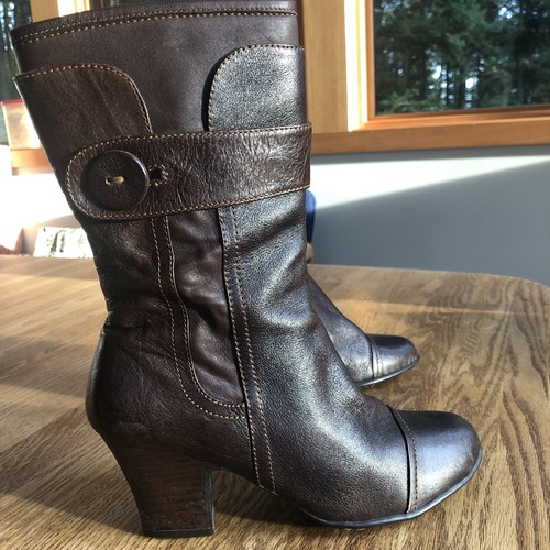 Pebble Leather Zip Mid Calf Boots 8.5 