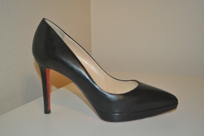 pointed toe platform pumps