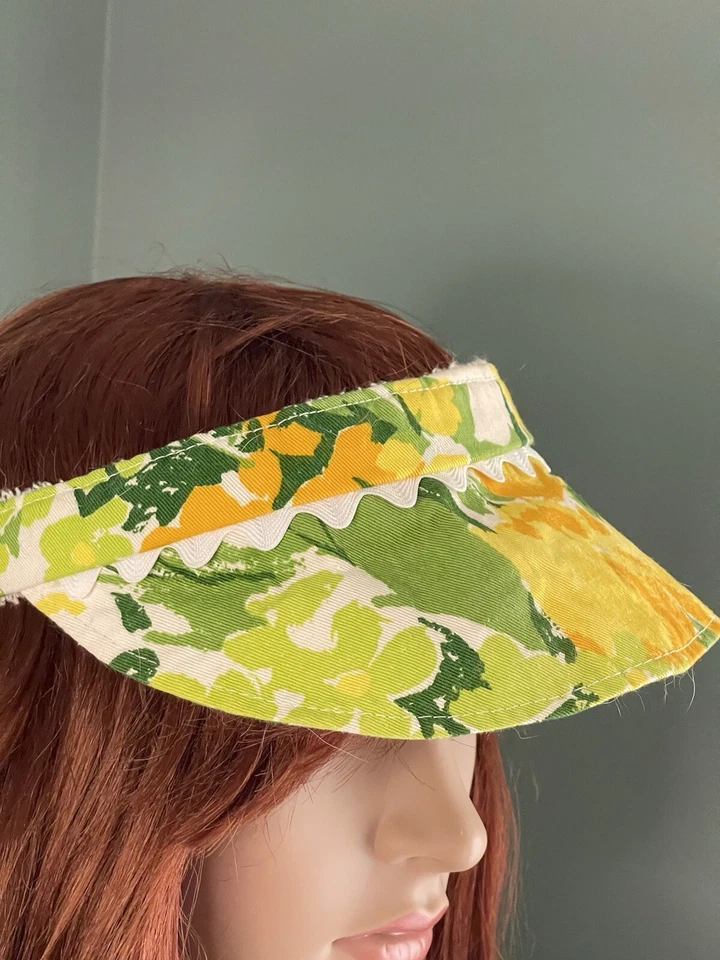 Vtg 1970's  Terry Cloth Visor Soft Form Custom Tennis Country Club 70s Floral - Image 3 of 4