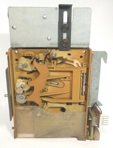 Teilverkauf: ROWE JUKEBOX R-88: funktionierendes MÜNZWERK - leichtgängig - Bild 2 von 2