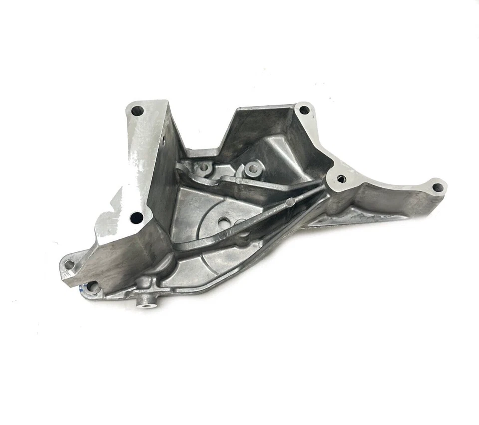 Soporte alternador GM 2014-2020 Tahoe Silverado Yukon Sierra Escalade 12626078 Foto 2 de 4