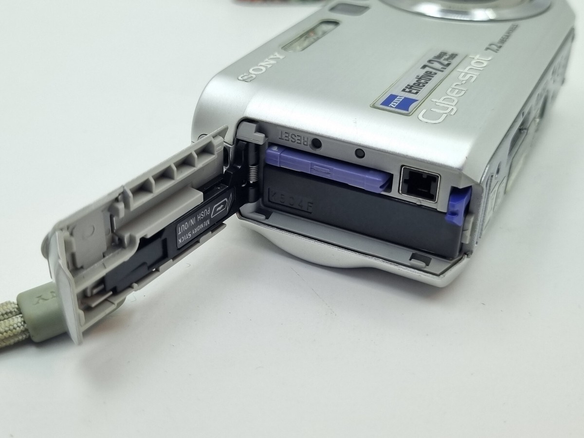 SONY/ Cyber-shot dsc-P200/シルバー/ストア限定販売品 $_57.JPG?set_id=880000500F