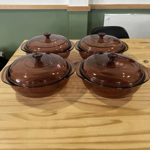 Vtg Cranberry Purple PYREX 023-N 1.5 Qt Glass Casserole Dish w/ Lid