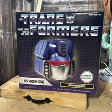 gamestop exclusive Transformers Modern Icon Sound Wave Helmet