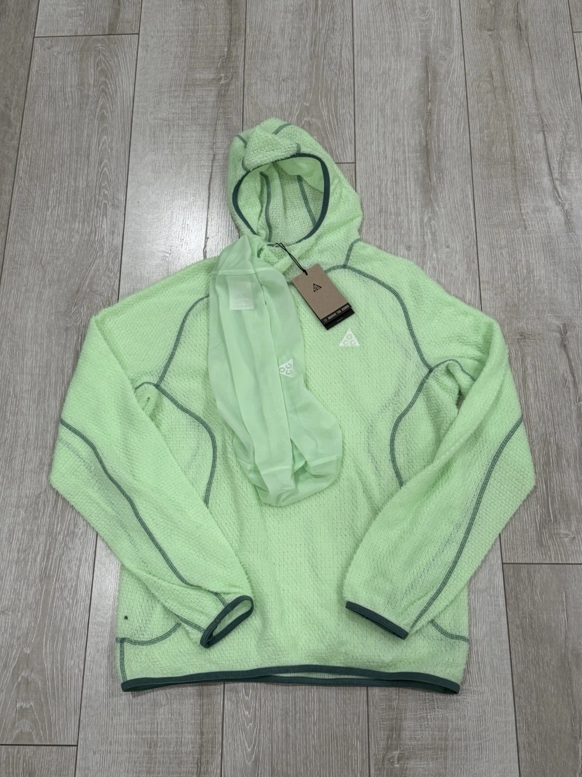 Men M Nike ACG Polartec Pullover Fleece Hoodie Wolf Lichen Green DV9426 376 NEW
Opens in a new windo