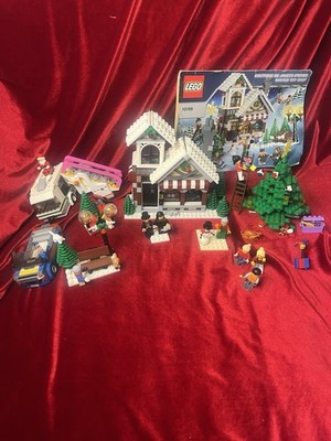 LEGO Winter Village Toy Shop 10199 Near Complete W Extras! Santa Escalator Campr